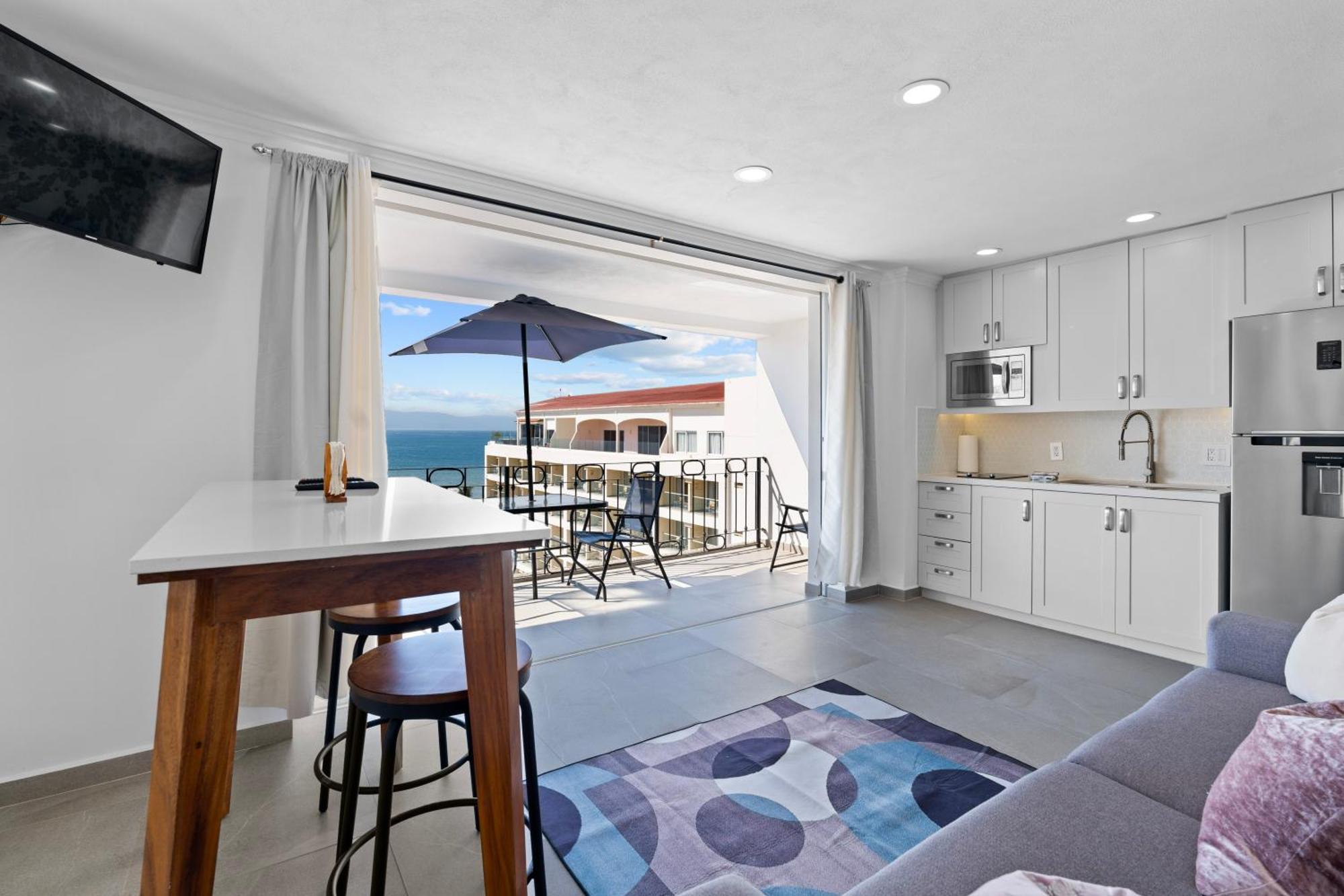 Luxury Condo Just Steps Away From The Beach! Puerto Vallarta Eksteriør bilde
